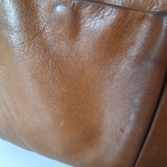 Roots Classic Villiger Leather Cross Body Bag - Picture 4 of 13